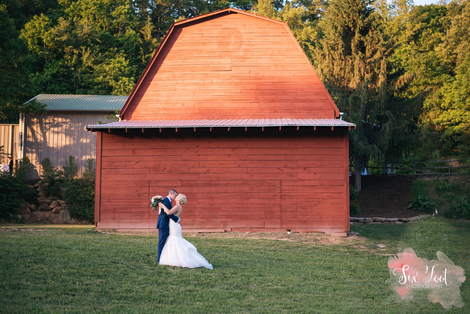 the barn at honeysuckle hill asheville wedding photographer